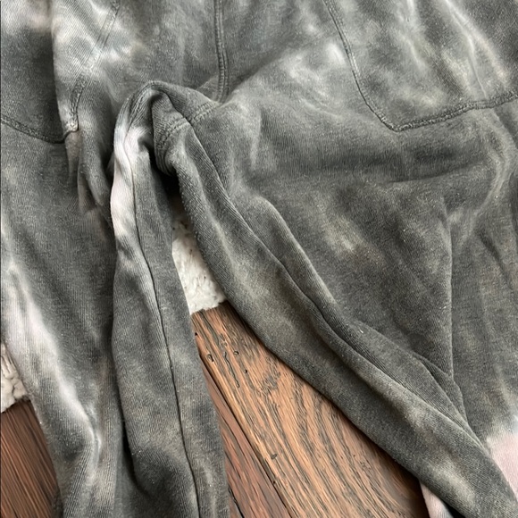 GreenTea Tie-Dye Sweat Joggers - Picture 5 of 5